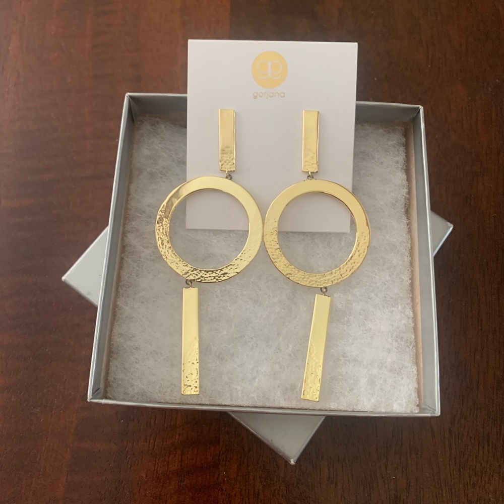 NWT Beautiful 18K Gold Plated Gorjana Earrings